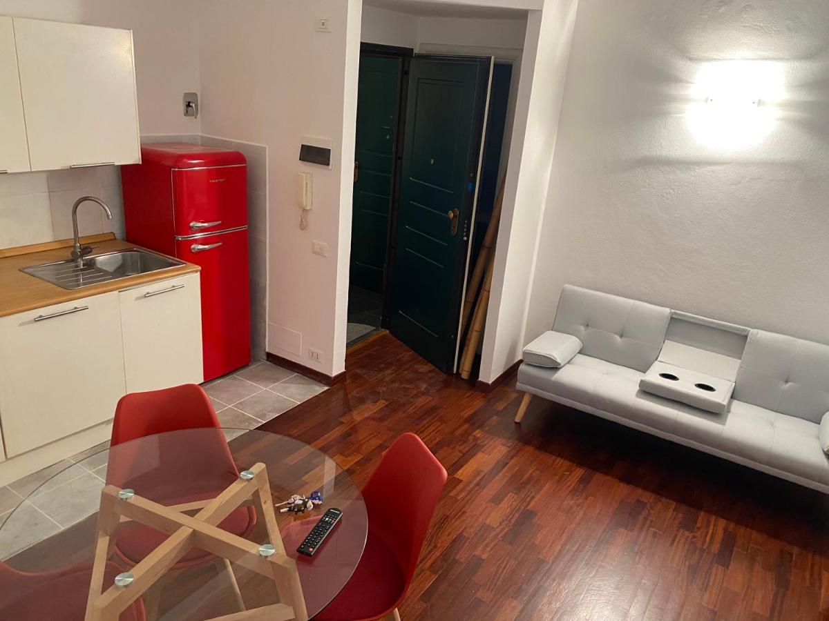 Una Colonna In San Lorenzo - Genovainrelax Genua